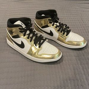 Nike Air Jordan 1 Mid - Metallic Gold- Men’s size 10.5